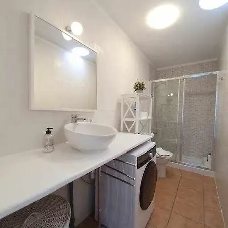 Costa Mathilda Tías